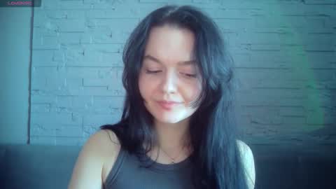 QueenOfModels online show from 02.15.26