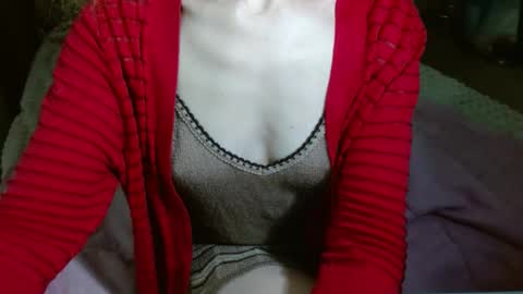 queenoftenderness online show from 01.12.25