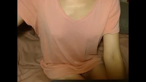 queenoftenderness online show from 12.17.25