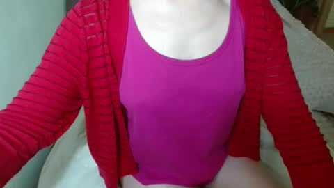 queenoftenderness online show from 02.10.26