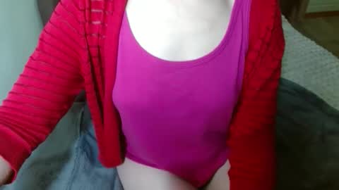 queenoftenderness online show from 02.17.26