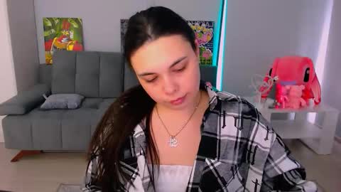 Snapshot of queenofthesense chatting on 02.09.26 Patricia online show from 02.09.26