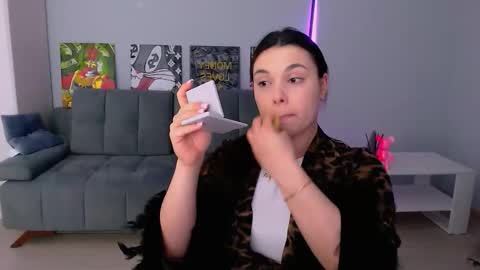 Snapshot of queenofthesense chatting on 02.24.26 Patricia online show from 02.24.26