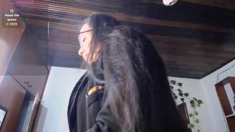 queenrose94 online show from 02.26.26