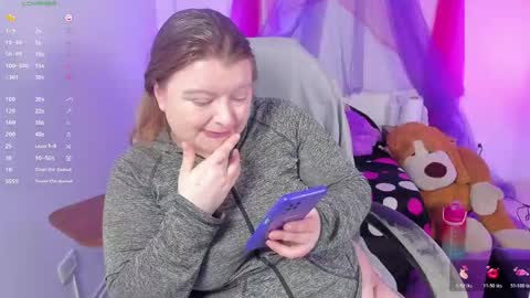 Snapshot of queensami7 chatting on 05.27.26 Samantha online show from 05.27.26