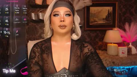 Snapshot of queensasha_destroyer chatting on 09.11.25 queensasha_destroyer online show from 09.11.25