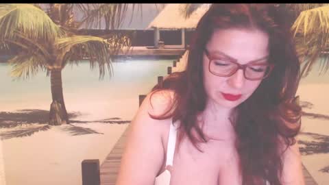 Snapshot of queenxnatasha chatting on 04.17.26 queenxnatasha online show from 04.17.26