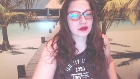 Snapshot of queenxnatasha chatting on 05.28.26 queenxnatasha online show from 05.28.26