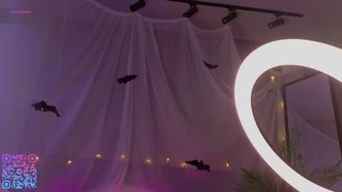 Teri  My favorite vibes 77 101 222 666 online show from 10.27.25