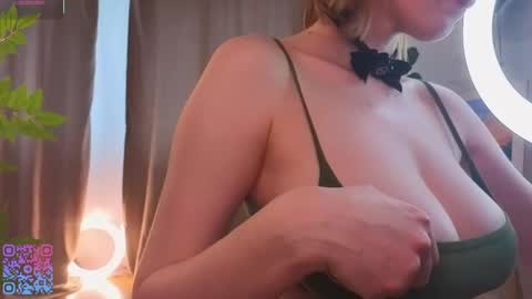 Teri  My favorite vibes 77 101 222 666 online show from 04.21.26