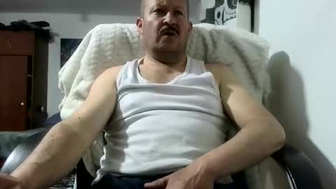 Snapshot of querubinrebelde chatting on 04.25.26 Don Ramon online show from 04.25.26