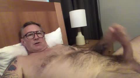 Snapshot of quietmature chatting on 10.09.25 quietmature online show from 10.09.25