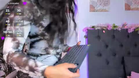    online show from 04.11.26