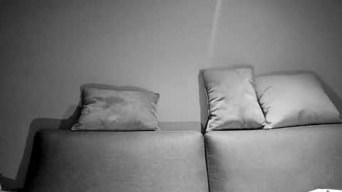 Snapshot of quik32 chatting on 03.10.25 quik32 online show from 03.10.25