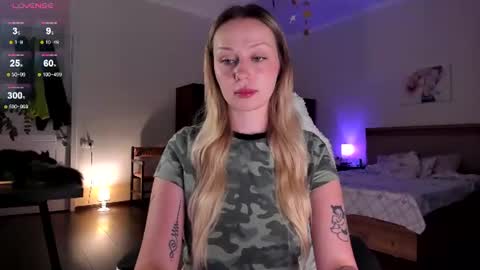 Snapshot of quinnmx chatting on 07.17.26 Quinn online show from 07.17.26