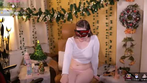 QuinnMonroe online show from 12.04.25