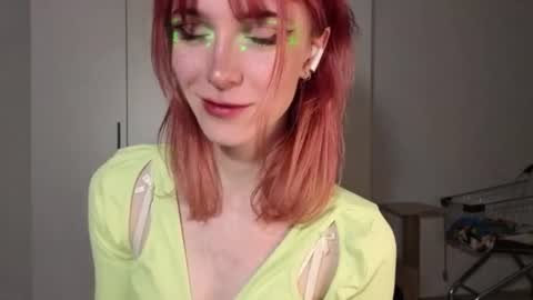 Snapshot of quyenpollio chatting on 07.20.26 Lana Pollio online show from 07.20.26