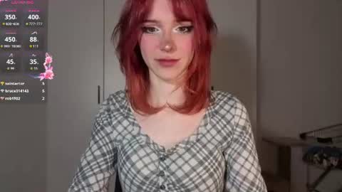 Snapshot of quyenpollio chatting on 07.25.26 Lana Pollio online show from 07.25.26