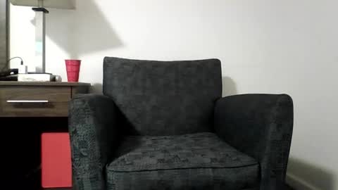 r_monkey583 online show from 11.17.25