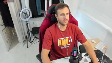 Snapshot of raamos chatting on 09.13.25 Nikita online show from 09.13.25