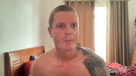 Snapshot of rabbit_eyes69 chatting on 10.05.25 rabbit_eyes69 online show from 10.05.25