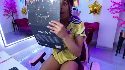Snapshot of rachel__pretty chatting on 06.16.26 Rachel online show from 06.16.26