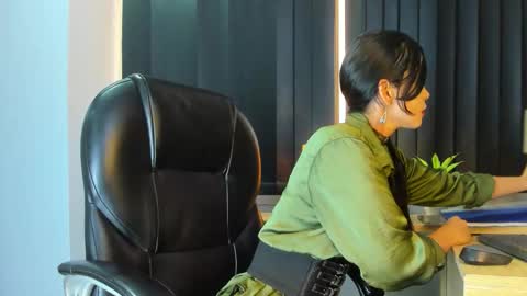 Rachel online show from 10.20.25