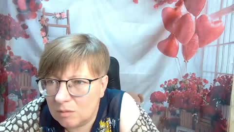 Snapshot of radachudna chatting on 05.21.26 RadaChudna online show from 05.21.26