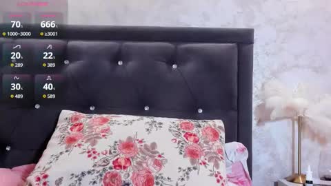 Snapshot of raelledarkstar chatting on 02.13.26 raelledarkstar online show from 02.13.26