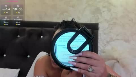 raelledarkstar online show from 06.27.26