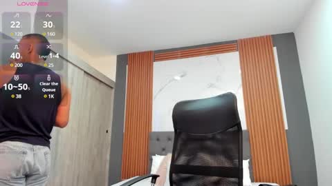 Snapshot of rafa_cruz chatting on 02.20.25 rafa_cruz online show from 02.20.25