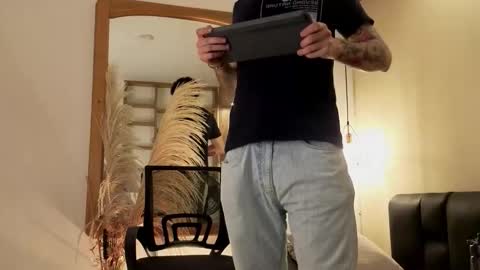 R A F A E L online show from 02.17.26