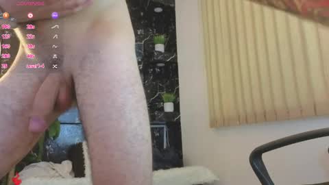 Snapshot of rafael_mendez chatting on 04.26.26 R A F A E L online show from 04.26.26
