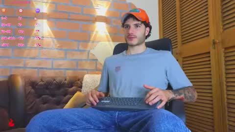 Snapshot of rafael_mendez chatting on 04.30.26 R A F A E L online show from 04.30.26