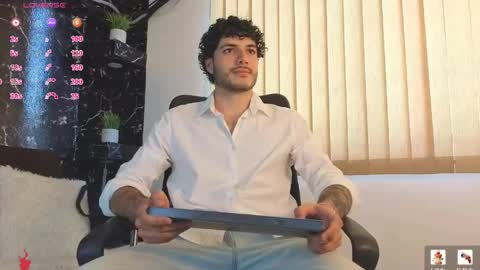 Snapshot of rafael_mendez chatting on 05.03.26 R A F A E L online show from 05.03.26