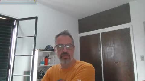 Snapshot of rafaelsel chatting on 10.09.25 Big Uncle Jungle online show from 10.09.25