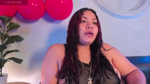 Snapshot of raichell_sweet_curvy chatting on 06.10.26 raichell_sweet_curvy online show from 06.10.26