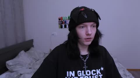 Snapshot of raidenxl chatting on 11.02.25 raidenxl online show from 11.02.25