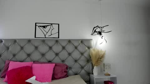 Snapshot of raiiaan_torricely chatting on 11.11.25 Rayan online show from 11.11.25