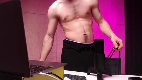 Rainbow James  online show from 12.06.24