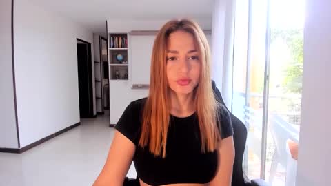 Jennyindependent model . online show from 12.22.25