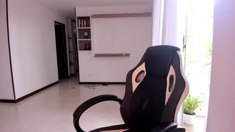 Jennyindependent model . online show from 03.18.26