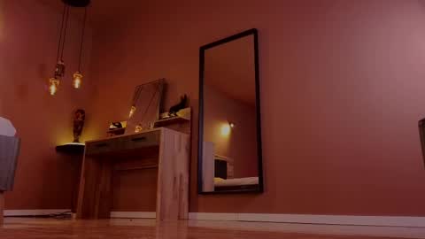 Snapshot of raisadoll chatting on 02.26.25 Raisa online show from 02.26.25