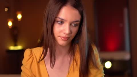 Snapshot of raisadoll chatting on 03.09.25 Raisa online show from 03.09.25