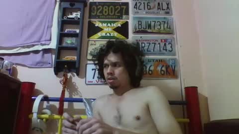 Snapshot of raku2386 chatting on 01.01.25 Ken online show from 01.01.25