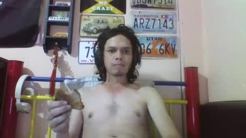 Snapshot of raku2386 chatting on 02.01.25 Ken online show from 02.01.25