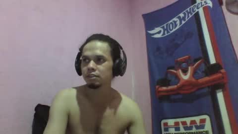 Snapshot of raku2386 chatting on 10.15.25 Ken online show from 10.15.25