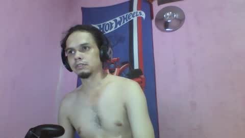 Snapshot of raku2386 chatting on 10.21.25 Ken online show from 10.21.25