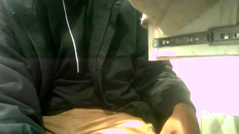 Snapshot of rakulgee12 chatting on 02.18.26 rakulgee1 online show from 02.18.26