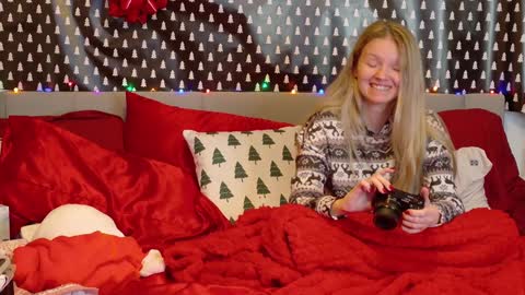 Snapshot of ramichick chatting on 12.10.24 Rami online show from 12.10.24